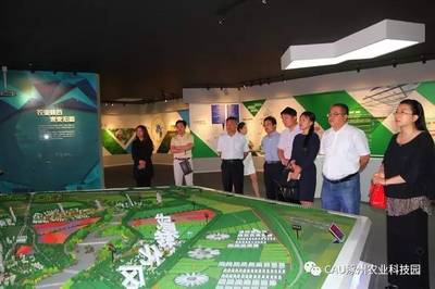 楊東日主任一行考察涿州農業科技園，推動農業信息咨詢發展